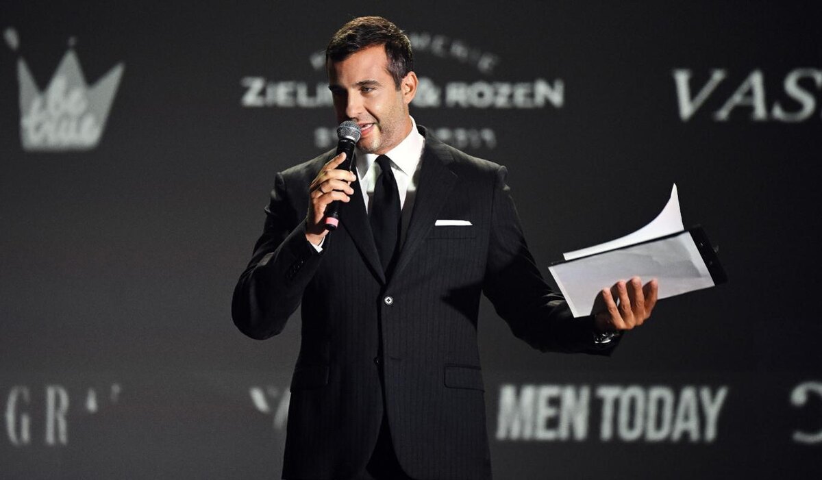     Падчерица Ивана Урганта Эрика Кикнадзе вернулась из США в Россию и ищет работу