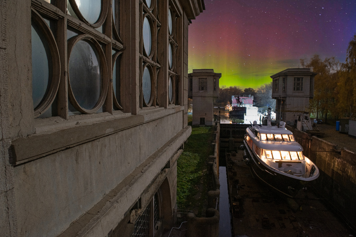 Шлюз № 11, самый маленький на Канале, его размеры повторяют шлюзы ББК. Фото автора.