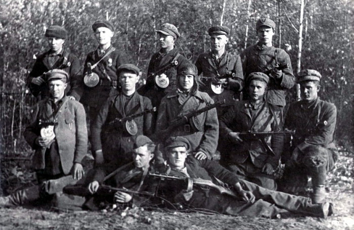 Кролевецкий партизанский отряд. Одна из групп