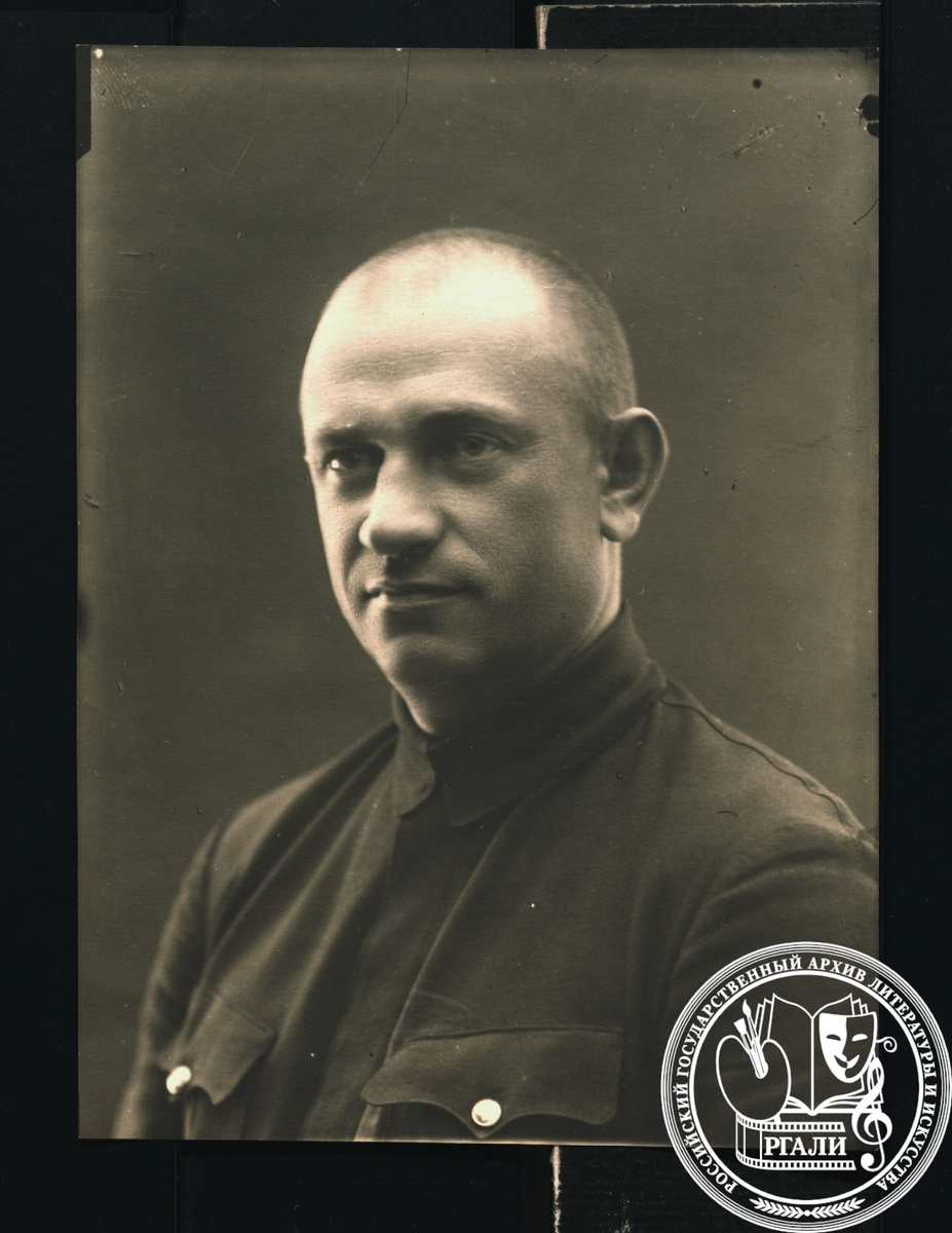 Фотография В.П. Ставского. 1930 г. РГАЛИ. Ф.1712. Оп.1.