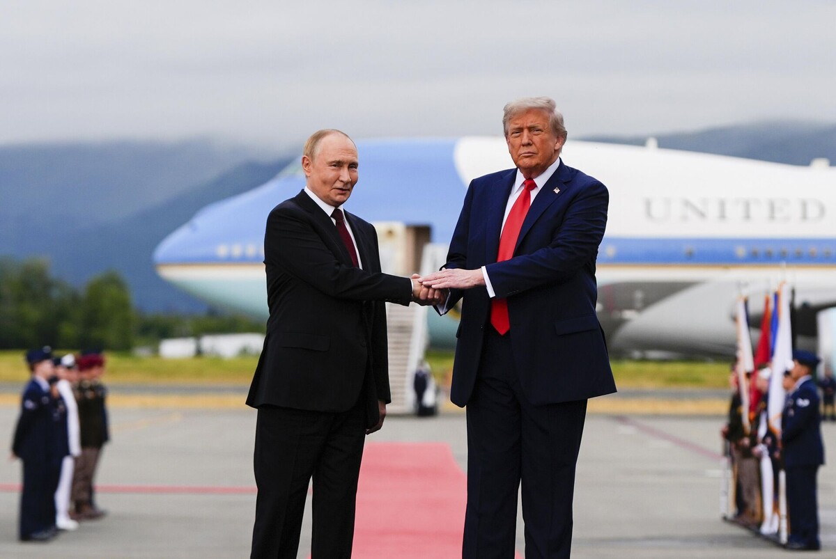 Владимир Путин и Дональд Трамп в Анкоридже,США