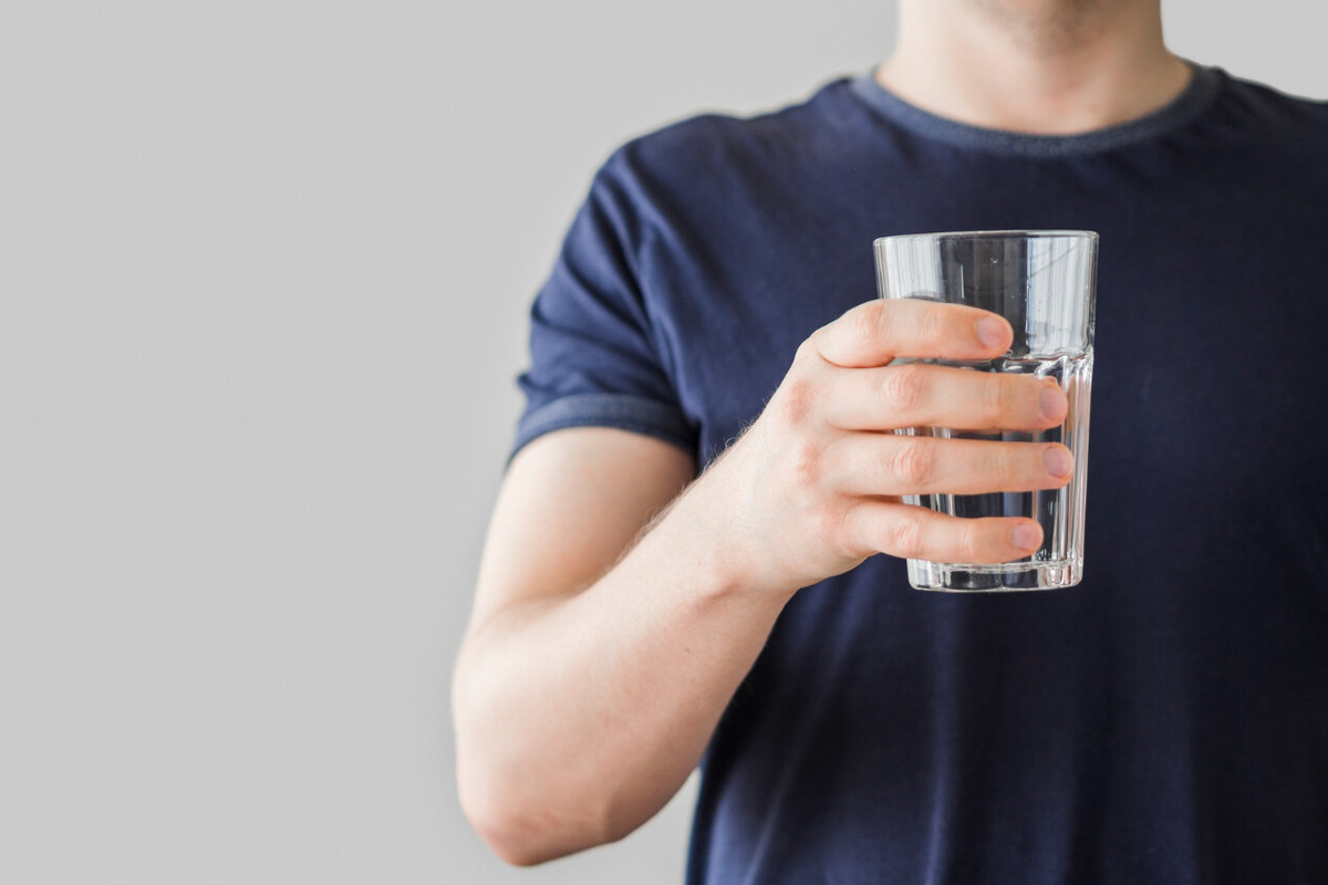     Недостаточное потребление жидкости в течение дня повышает уровень стресса