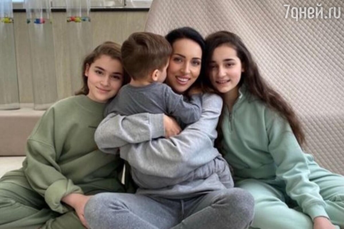    Алсу с детьми Instagram