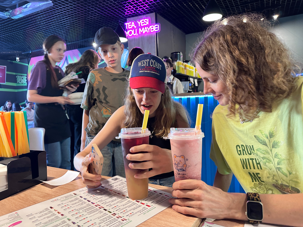 Когда выбирались в город обязательно ходили в новые места)