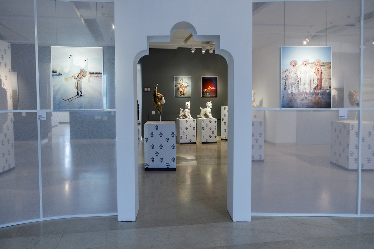    Экспозиция выставки «Игра без слов»