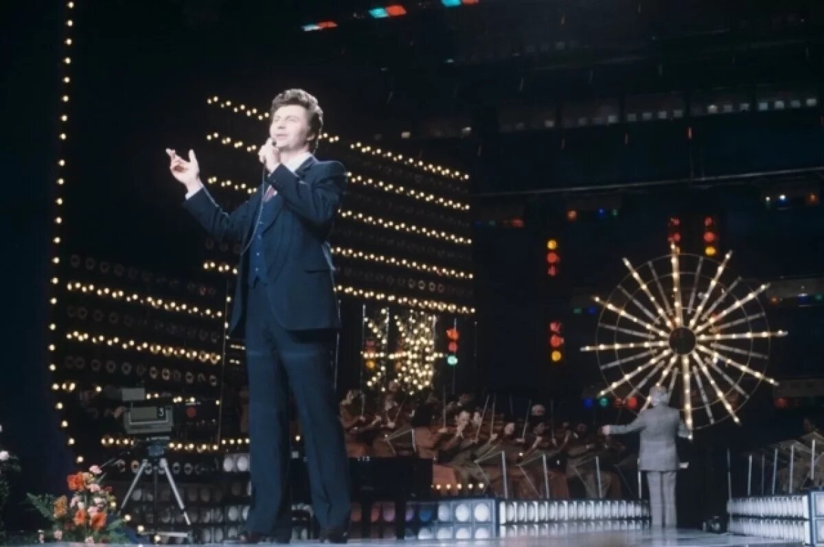    Певец Ярослав Евдокимов умер в реанимации в Минске после поездки в Италию