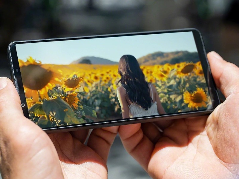    Охрана, отмена. Смартфоны Sony возвращаются в Европу