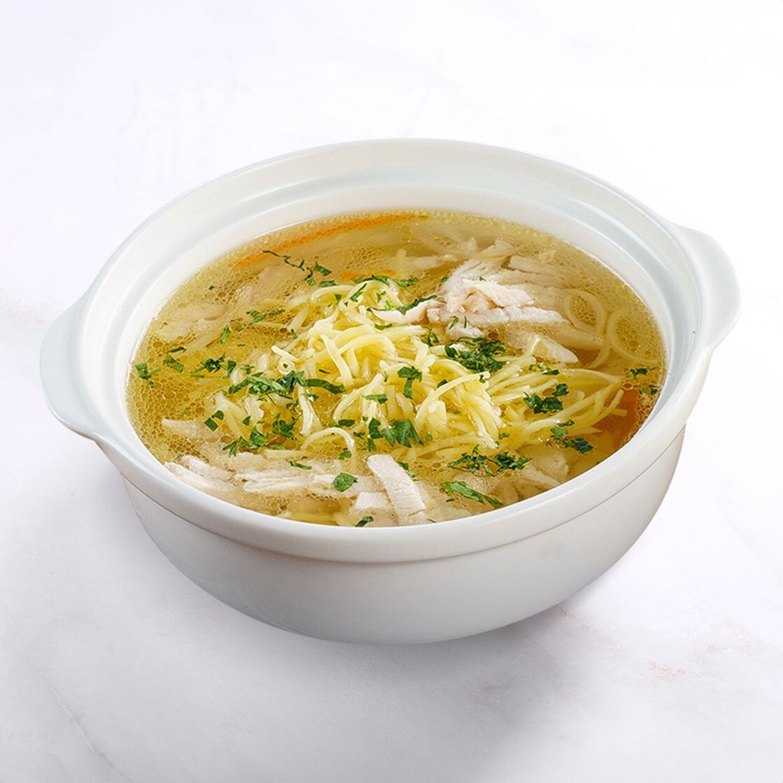 Домашний, куриный суп с лапшой. Источник: Яндекс картинки.