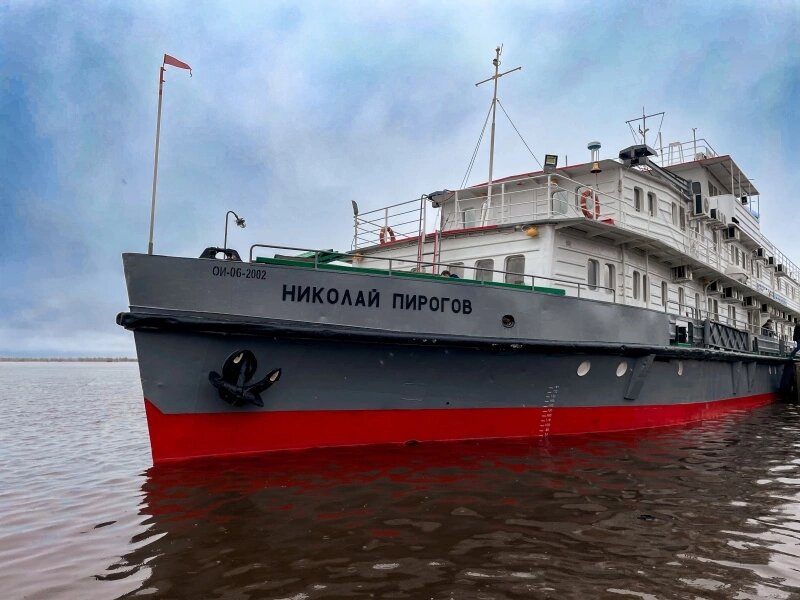    Более 2500 югорчан получили медицинскую помощь на борту плавучей поликлиники «Николай Пирогов»