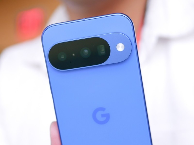    ИИ-камера и умные подсказки: 5 лучших ИИ-фишек серии Google Pixel 10