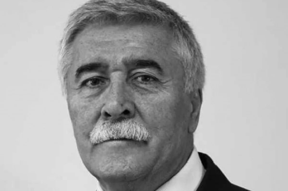    Умер заместитель директора Русского театра Магомед Ахмедов в Дагестане