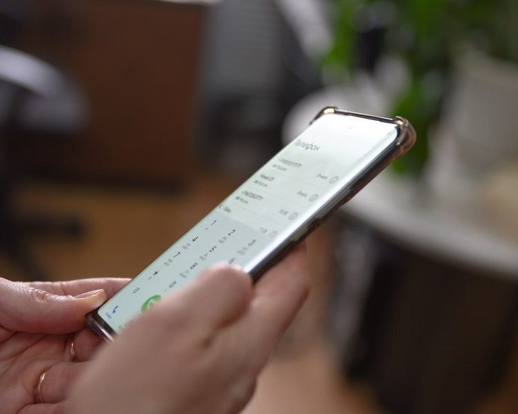     В МФЦ Курской области можно сформировать цифровое удостоверение многодетной семьи