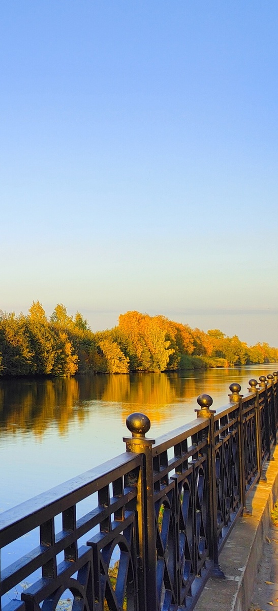 Наша набережная на закате...