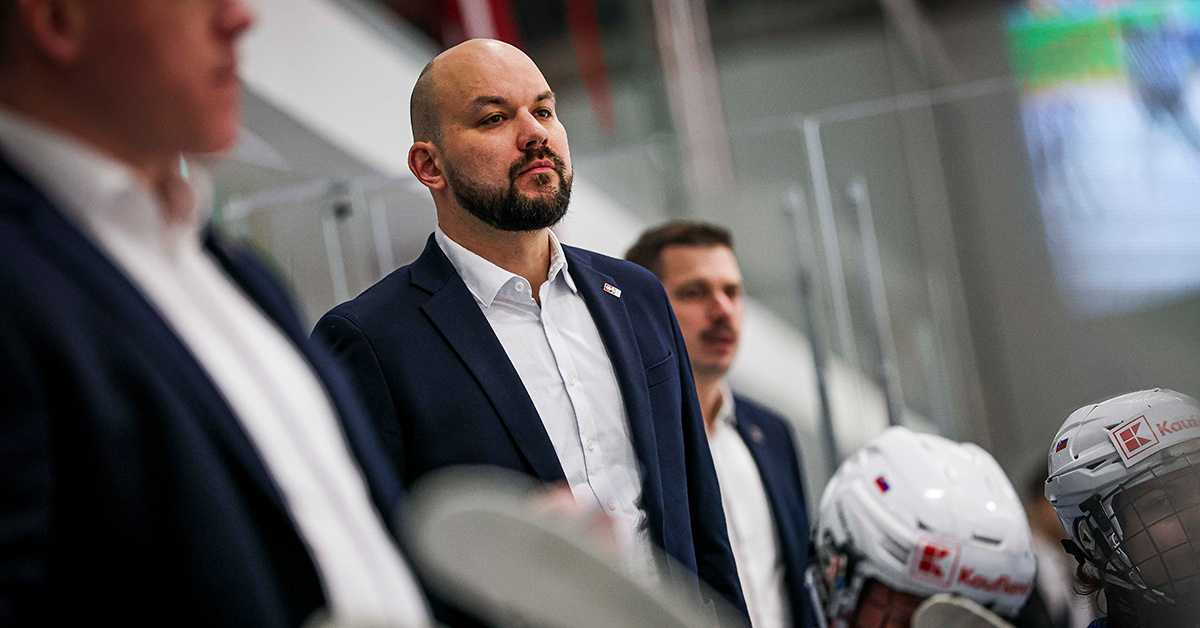 Когда Куделке потребовалось укомплектовать свой штаб, он прошерстил свою записную книжку и, соединив свое прошлое с будущим, нашел две другие стороны своего «управленческого квадрата», чтобы вывести клуб на новые высоты.