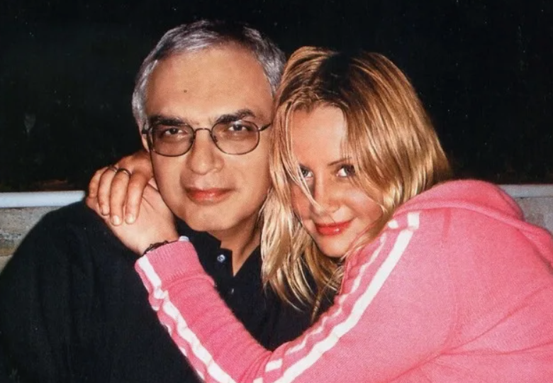 Отказала педагогу, ушла от миллионера, новый муж и как выглядит дочь, ставшая актрисой. Перипетии судьбы Ольги Сидоровой