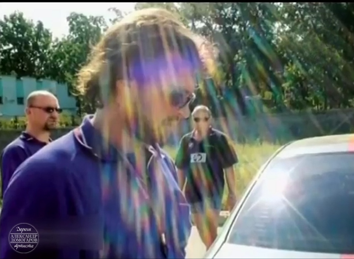 Фото с сайта «Дороги Артиста». Александр Домогаров. 2003 год.