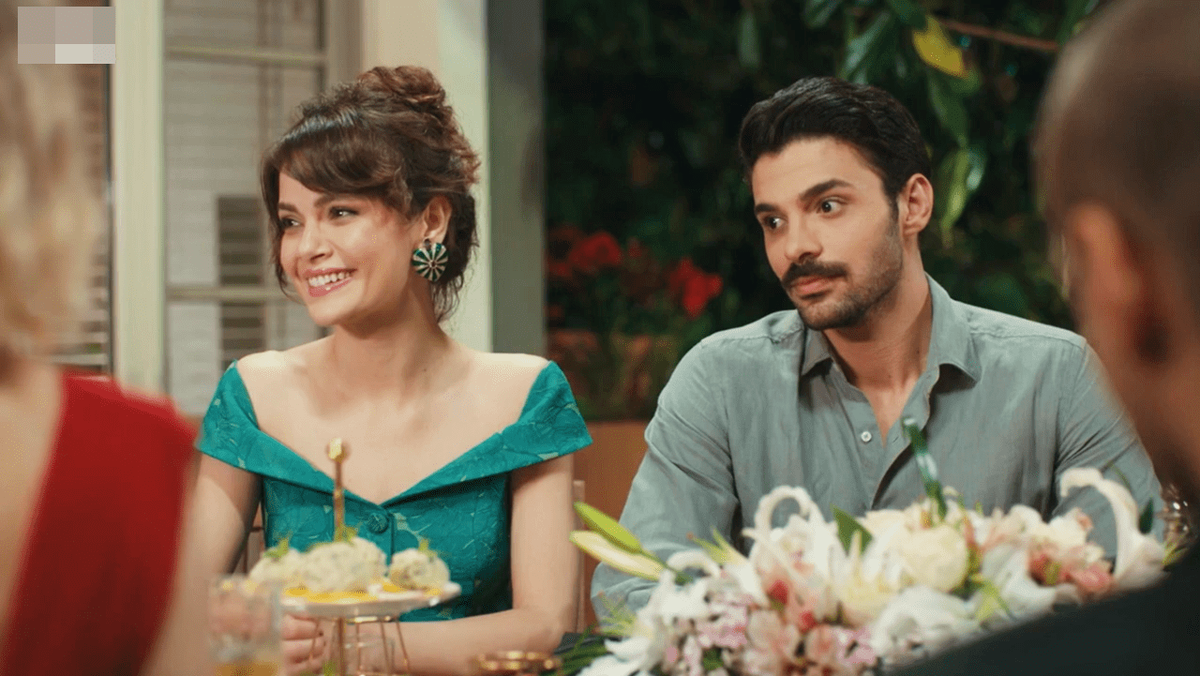 кадр из сериала "под прикрытием", яндекс фото