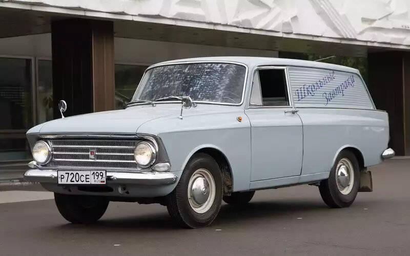 Фургон Москвич-433 чудом дожил до наших дней, попав в частные руки уже в постсоветские времена.