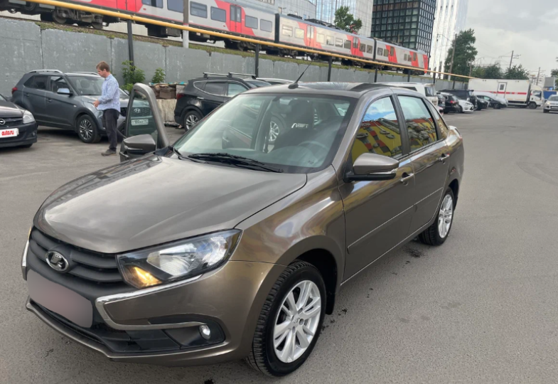 Застучала коробка на Гранте (2021 год, 42.000 км). Владелец поделился сколько потратил на ремонт и из-за чего случилась поломка