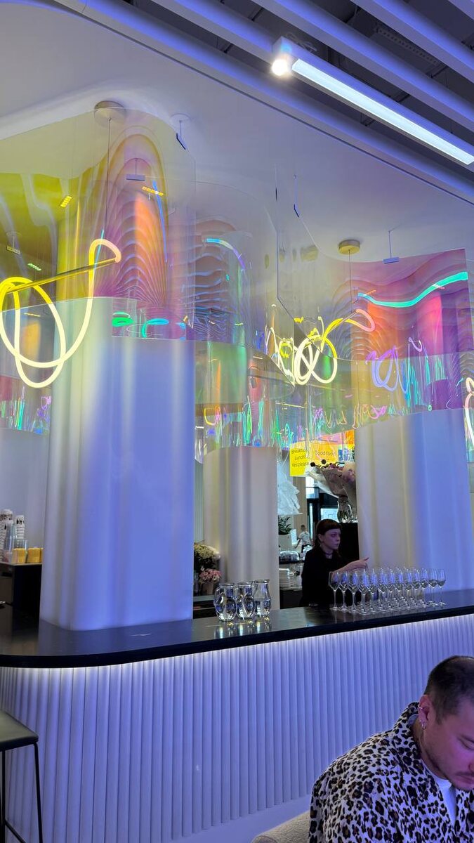 Часть интерьера 