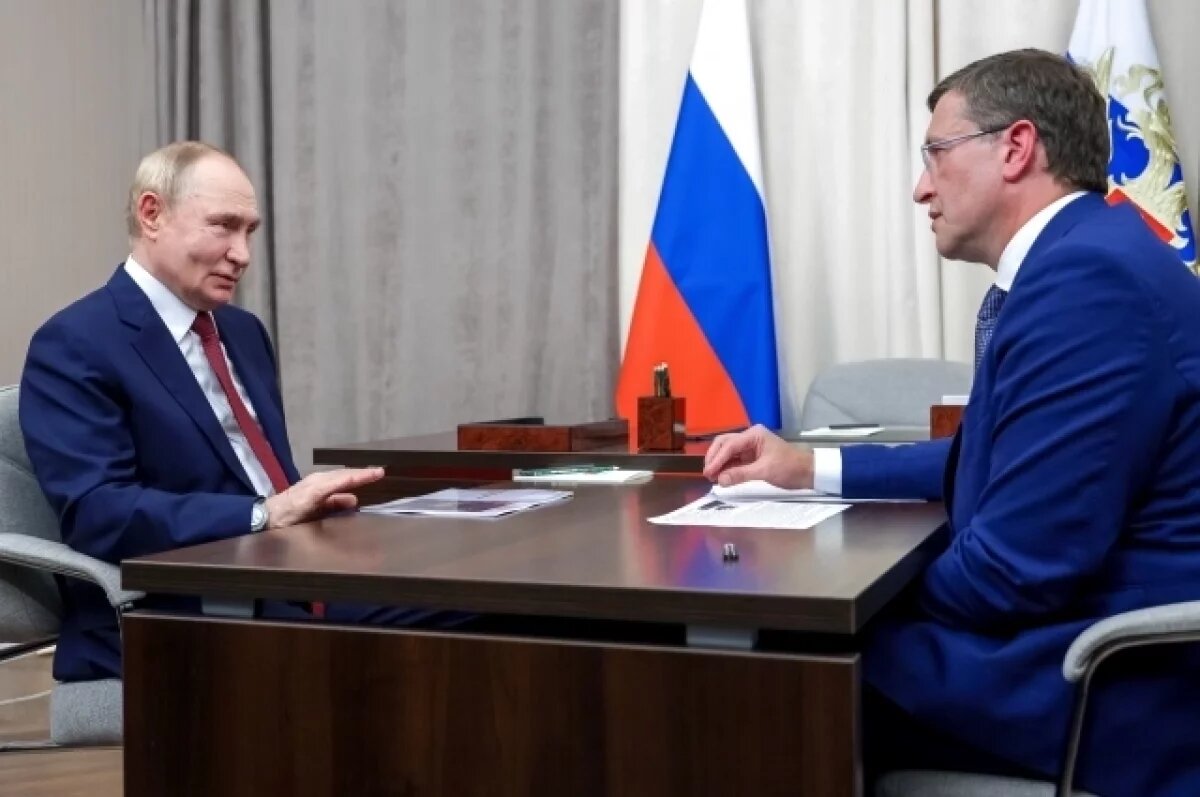    Путин встретился с губернатором Нижегородской области Глебом Никитиным