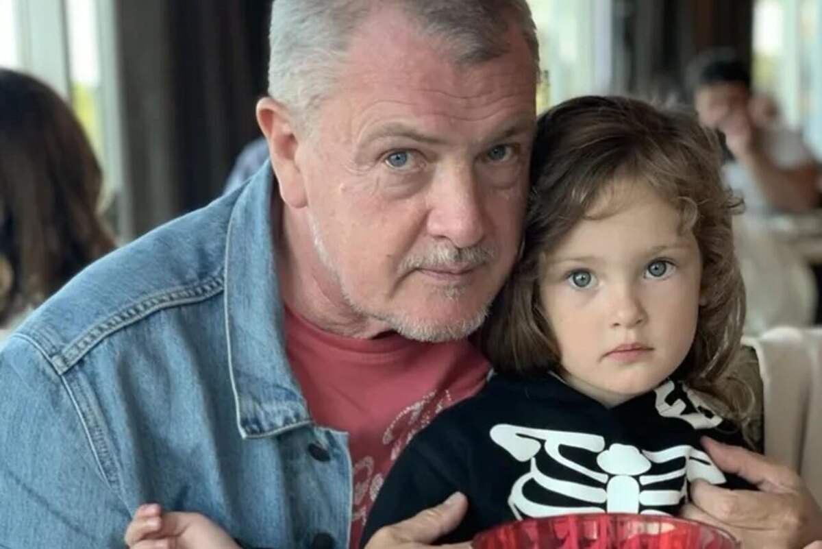   Юрий Мороз с дочерью Соцсети