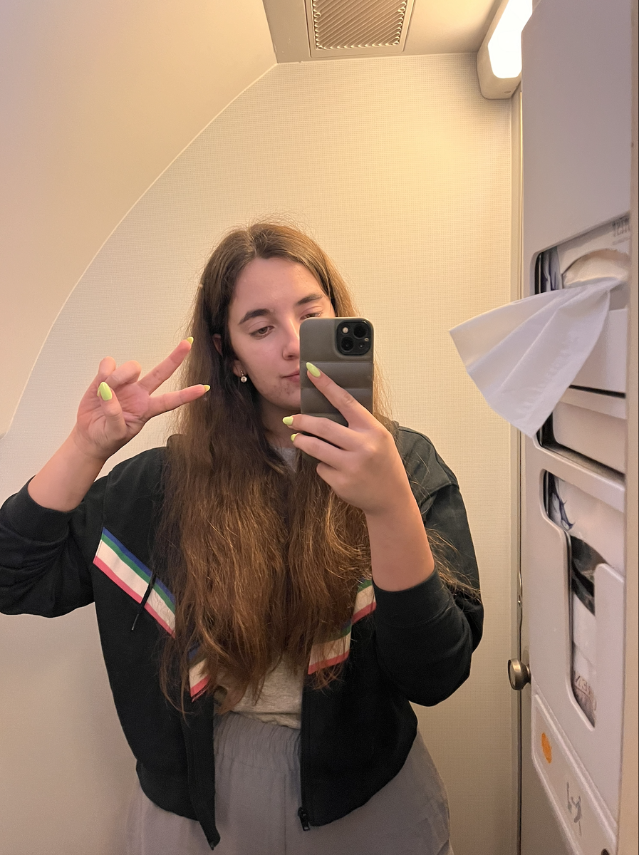 На пути в Гонконг, откбряь 2023