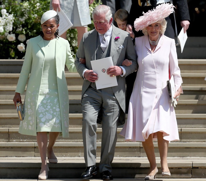 Жизненный триумф афро-американки из бедных кварталов в США - взять под ручку (кстати, это противоречит протоколу) будущего короля Великобритании.