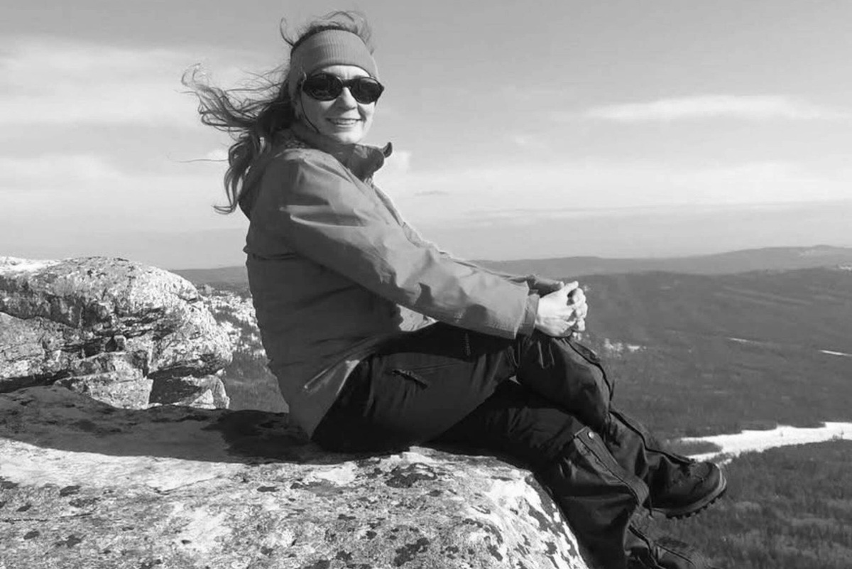     Сломавшая ногу альпинистка Наталья Наговицына погибла на той же высоте, где скончался ее муж