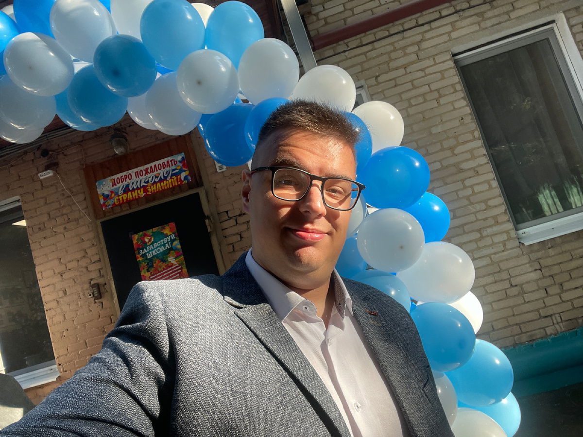 Думаю, по фото можно догадаться, на какую «нормальную» работу я решил устроиться. Фото: Михаил Лайф Влог