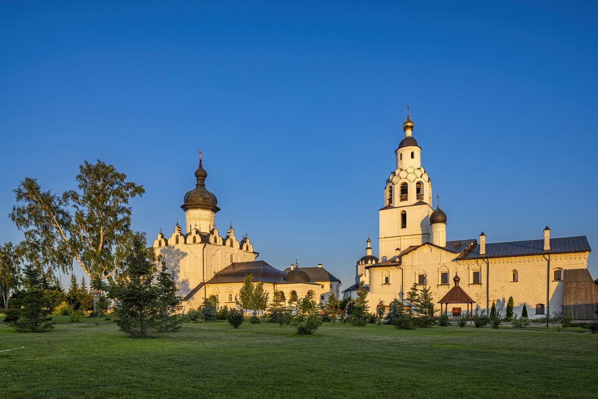 Свияжский Богородице-Успенский мужской монастырь. Фото Андрей Белимов-Гущин. Июль 2025 