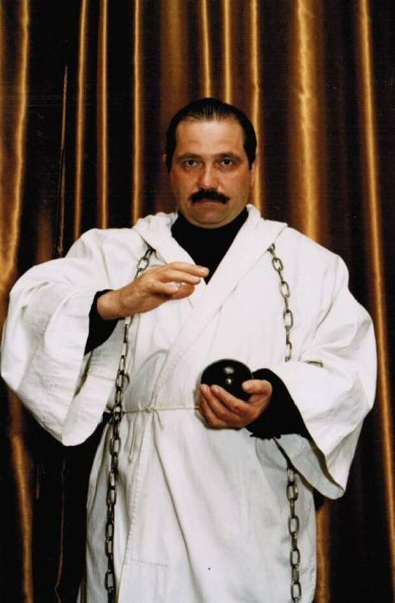 Юрий Лонго. Фото из открытых источников