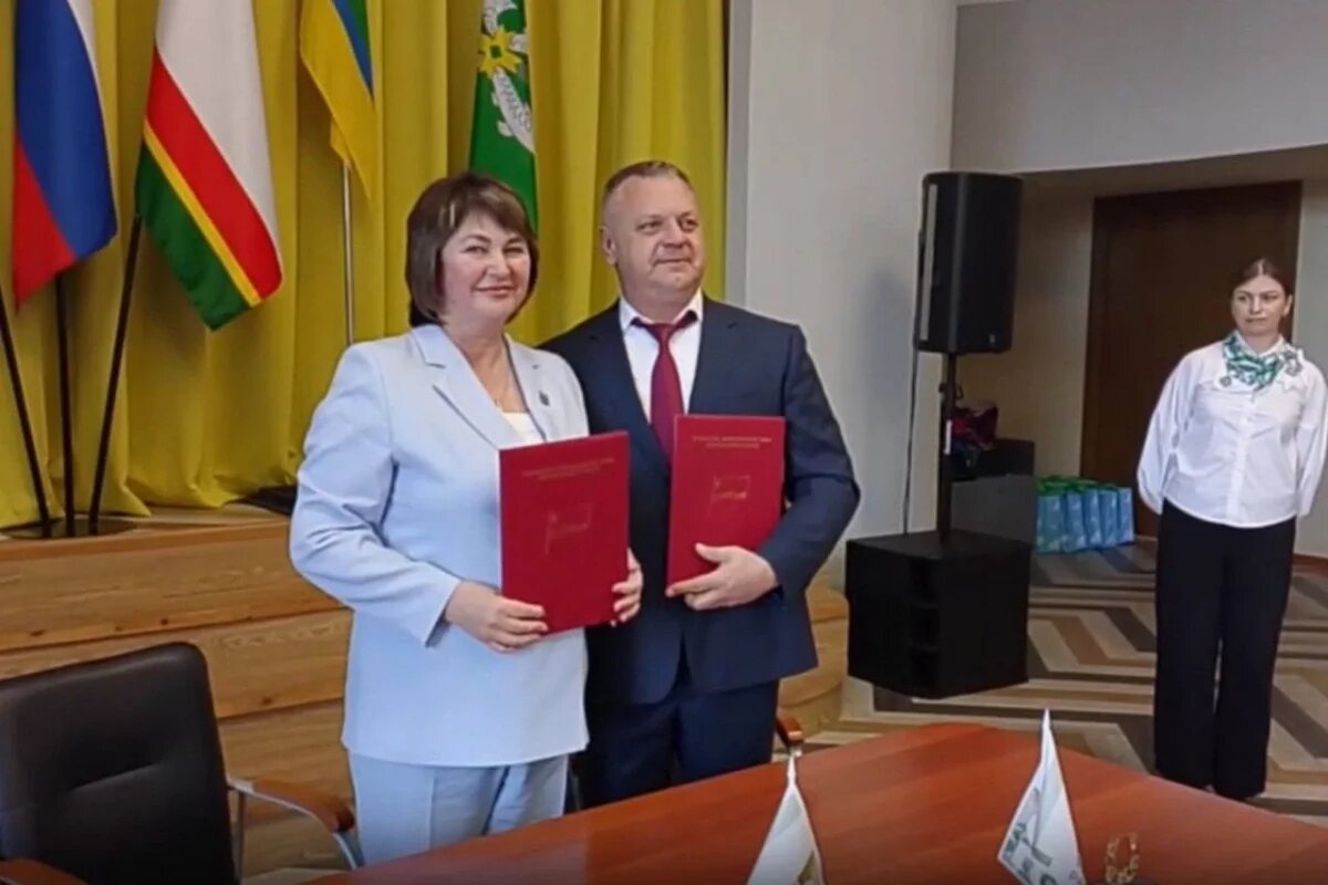    Тосненский и Псковский районы установили побратимские связи