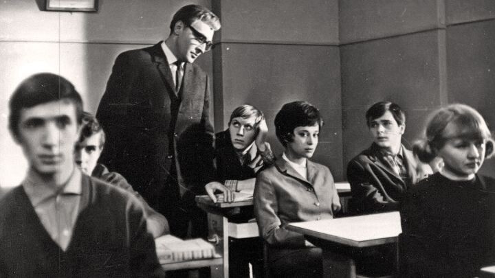    Фото: кадр из фильма «Доживём до понедельника» (1968 г., 12+) с сайта ru.kinorium.com