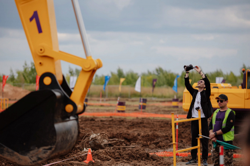   Машинист экскаватора из Карелии вошел в пятерку лучших по РоссииМинпромторг Республики Карелия