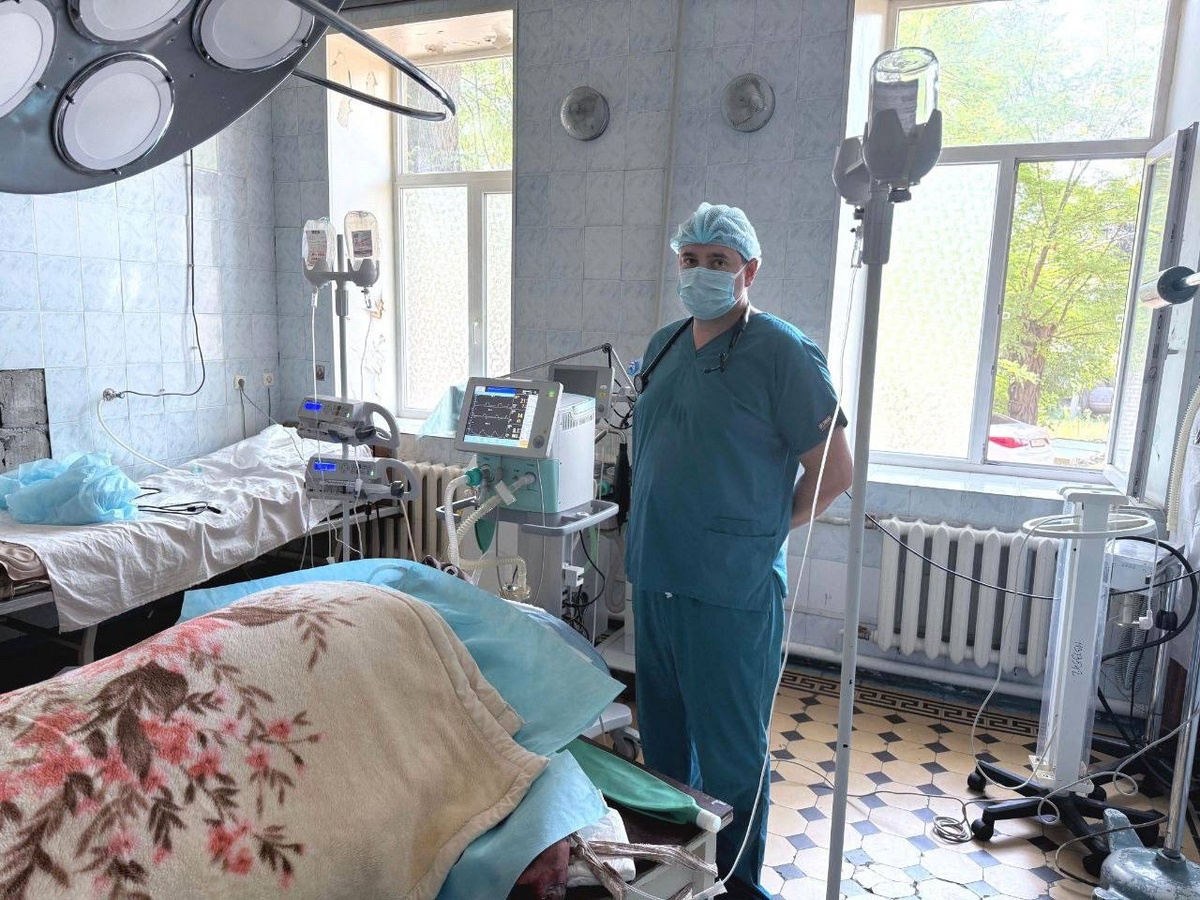    Врачи из Югры продолжают оказывать помощь пациентам в больницах Макеевки