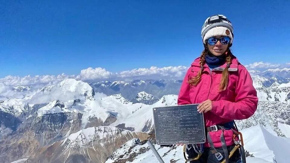     Белый плен: завершена операция по спасению россиянки с Пика Победы Instagram*/natalina_1022