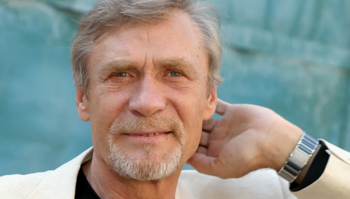 Александр Михайлов