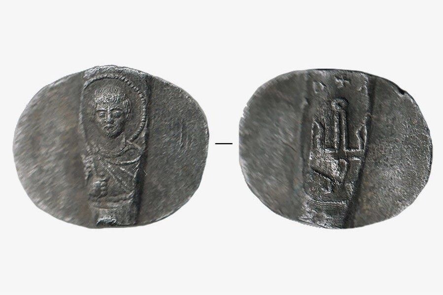    Печать князя Ярослава Владимировича (Мудрого), Великий Новгород, находка 2025 года / Источник: © Институт археологии Российской академии наук