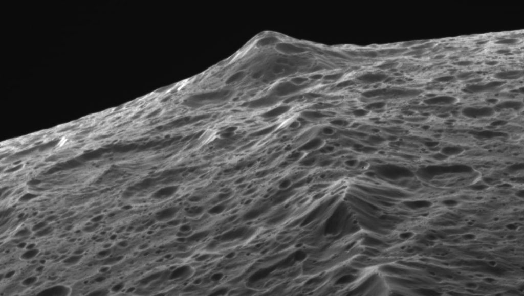 © NASA/JPL/Space Science Institute