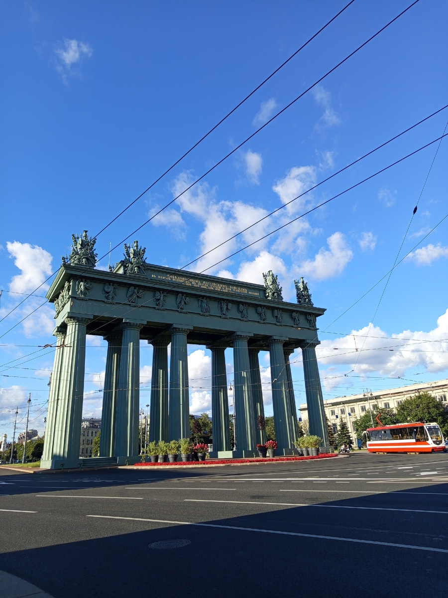 Московские ворота Сант-Петербург