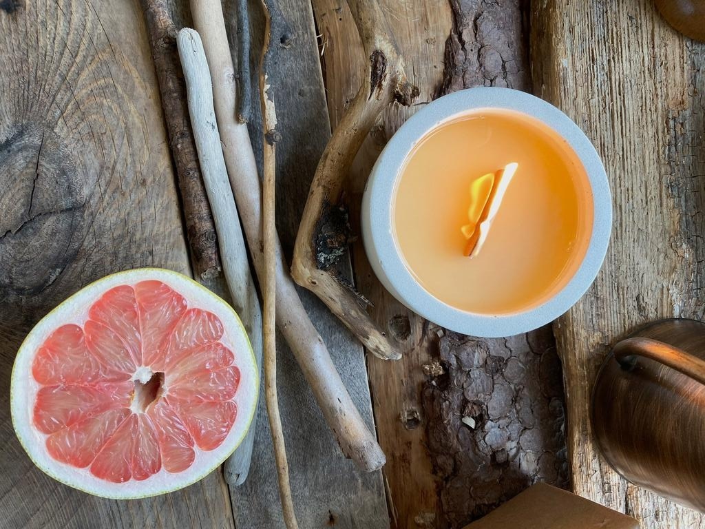 Свеча Polar 400 ml из каталога windylayers.com