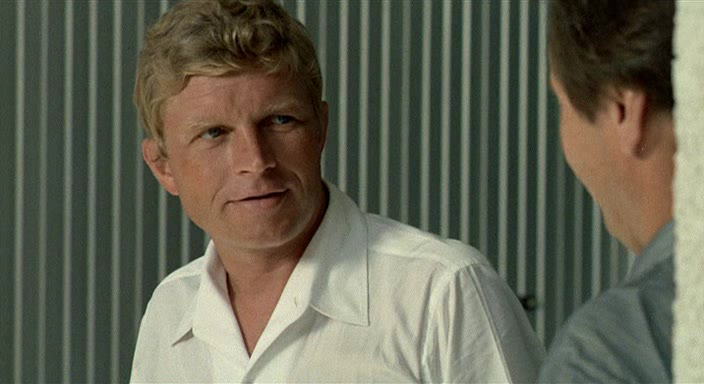 Кадр из фильма «Большая саранча» (1967)