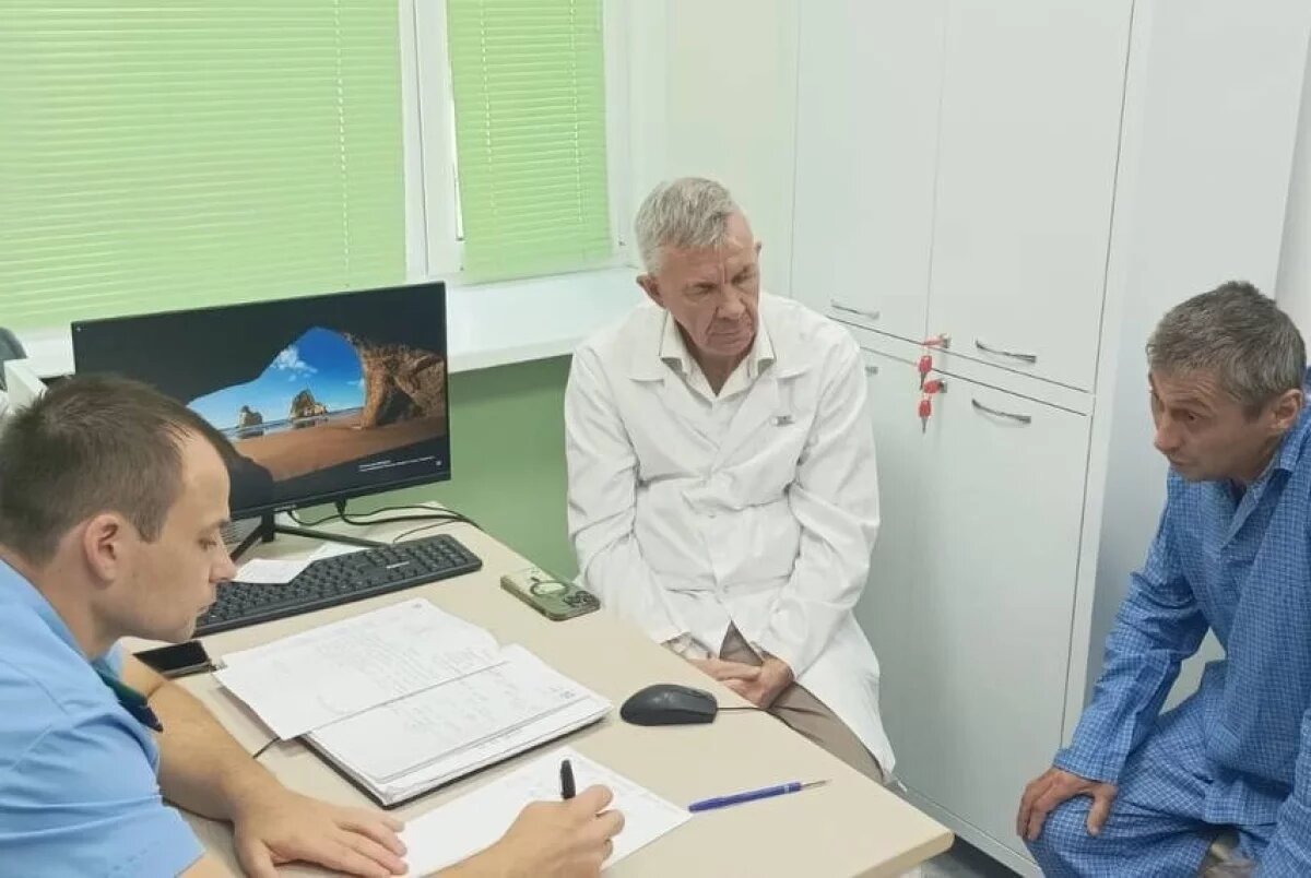    В Хабаровске прокурор провёл приём бойцов СВО, проходящих лечение