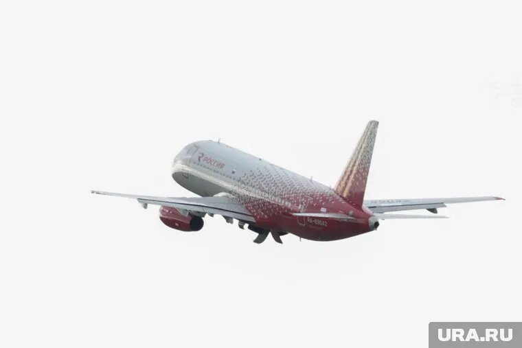 Среди задержанных рейсов есть и международные
Фото: Роман Наумов © URA.RU