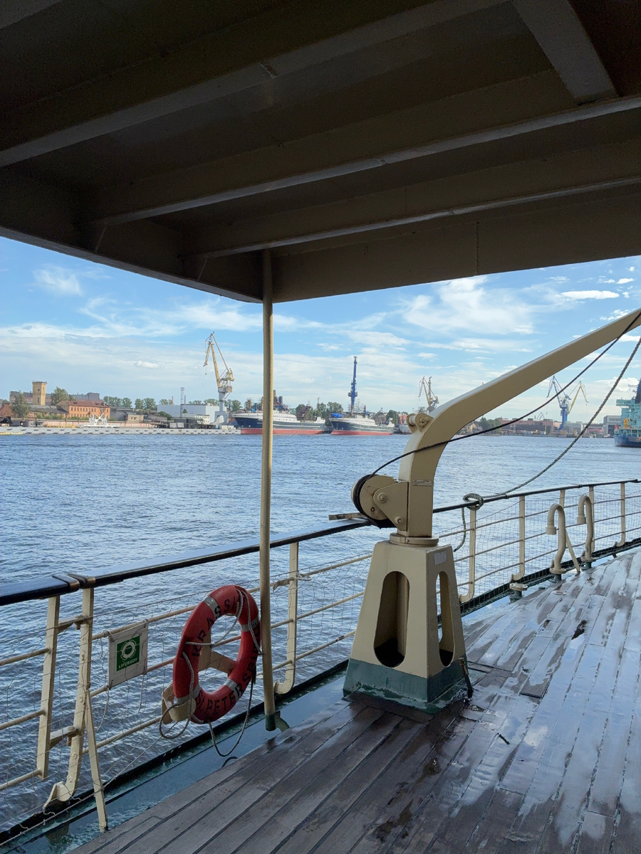 «Палуба Красина»