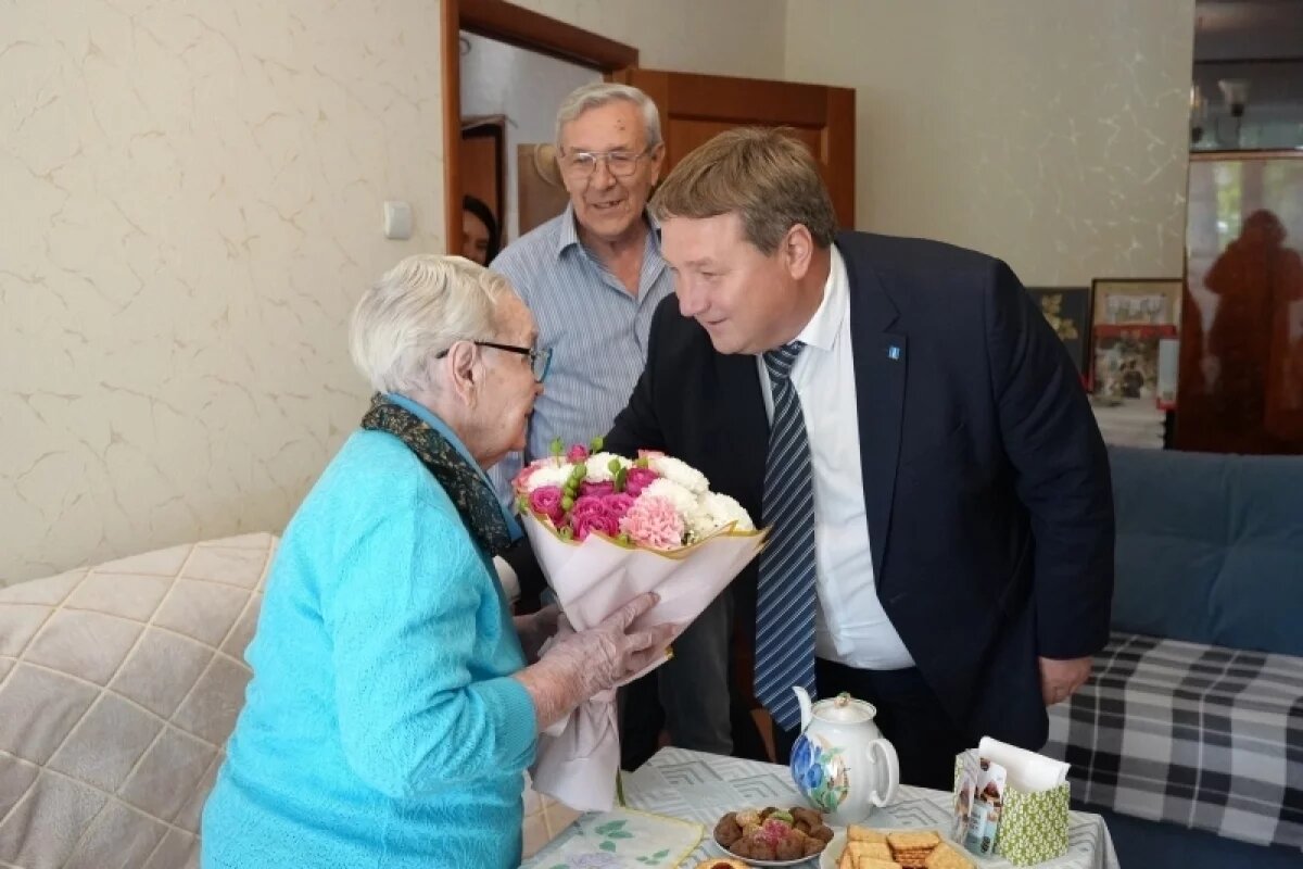    В Ульяновске чествуют участницу Курской битвы Клавдию Вьюговскую