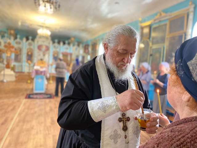 Для чего на соборовании освящается масло и как оно должно использоваться в повседневной жизни. Протоиерей Георгий Морохин.