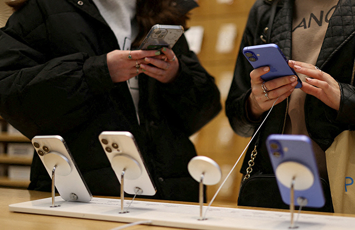    REUTERS/Hollie Adams