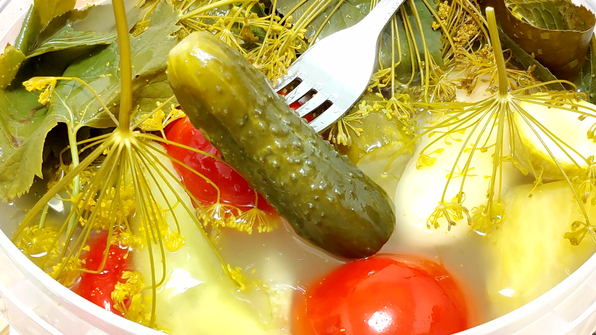 Всё сложила и забыла… Квашеные овощи-ассорти «Как у бабушки в деревне»